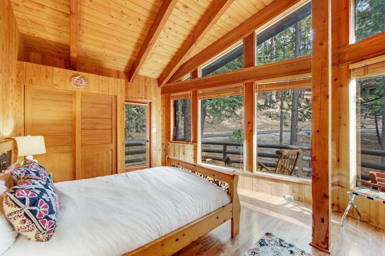 Tahquitz Rock Lodge Idyllwild Bagian luar foto