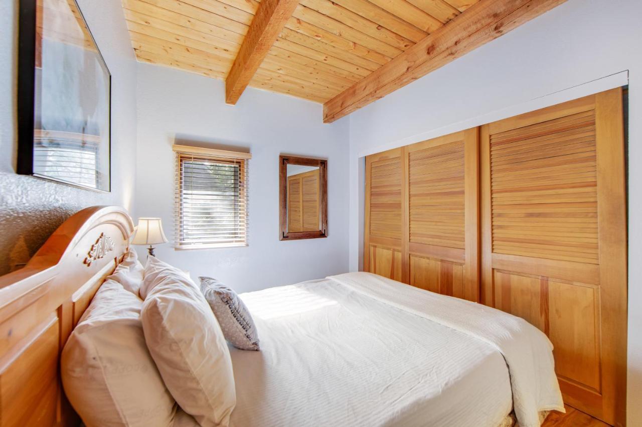 Tahquitz Rock Lodge Idyllwild Bagian luar foto