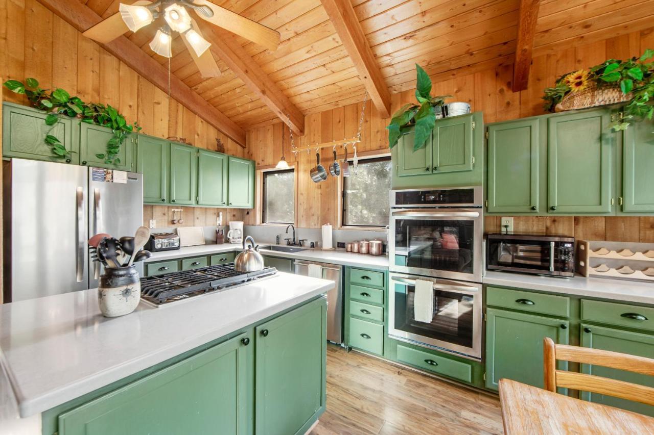 Tahquitz Rock Lodge Idyllwild Bagian luar foto